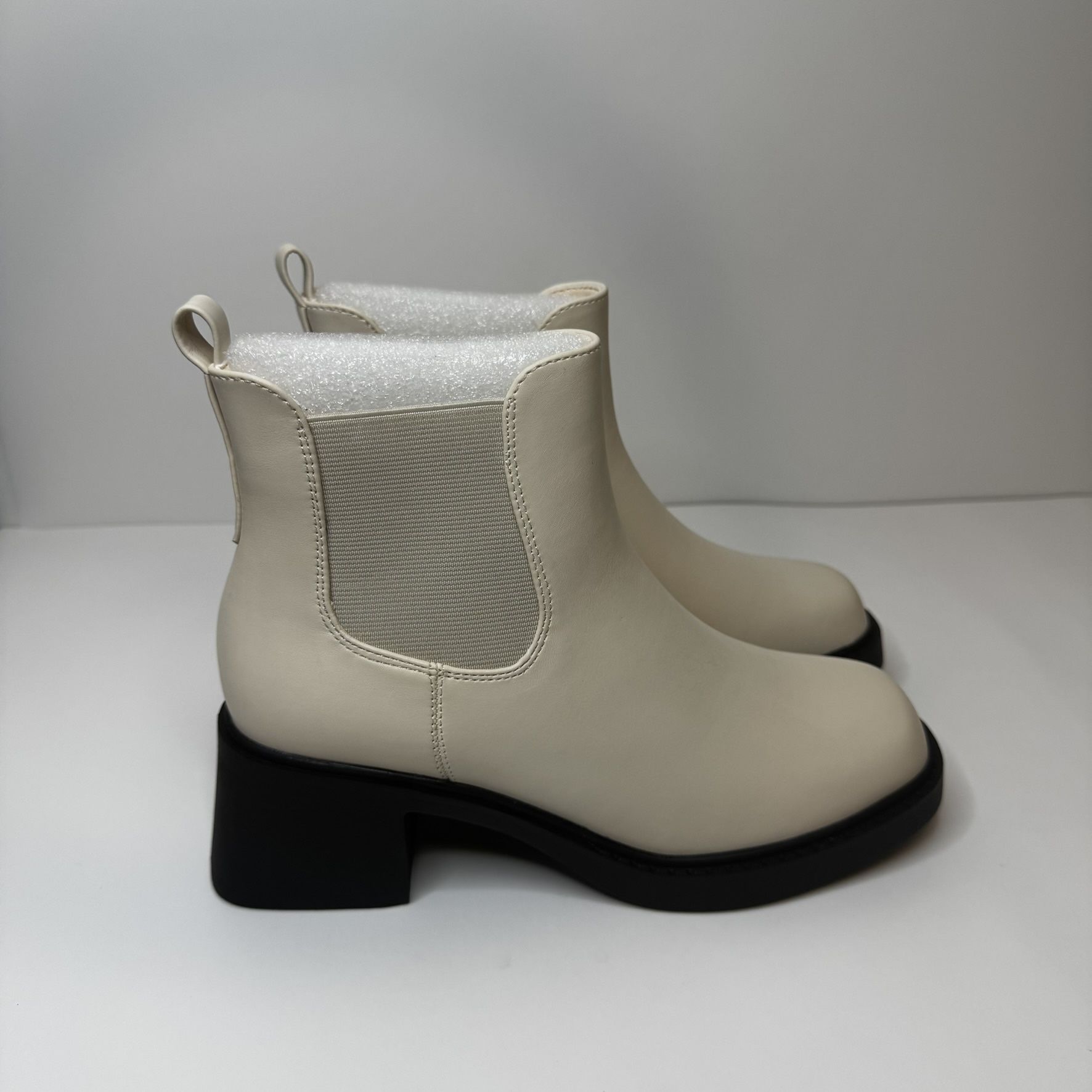 IDIFU IN2 - Women's Chelsea Ankle Boots, Low Chunky Platform Size 6