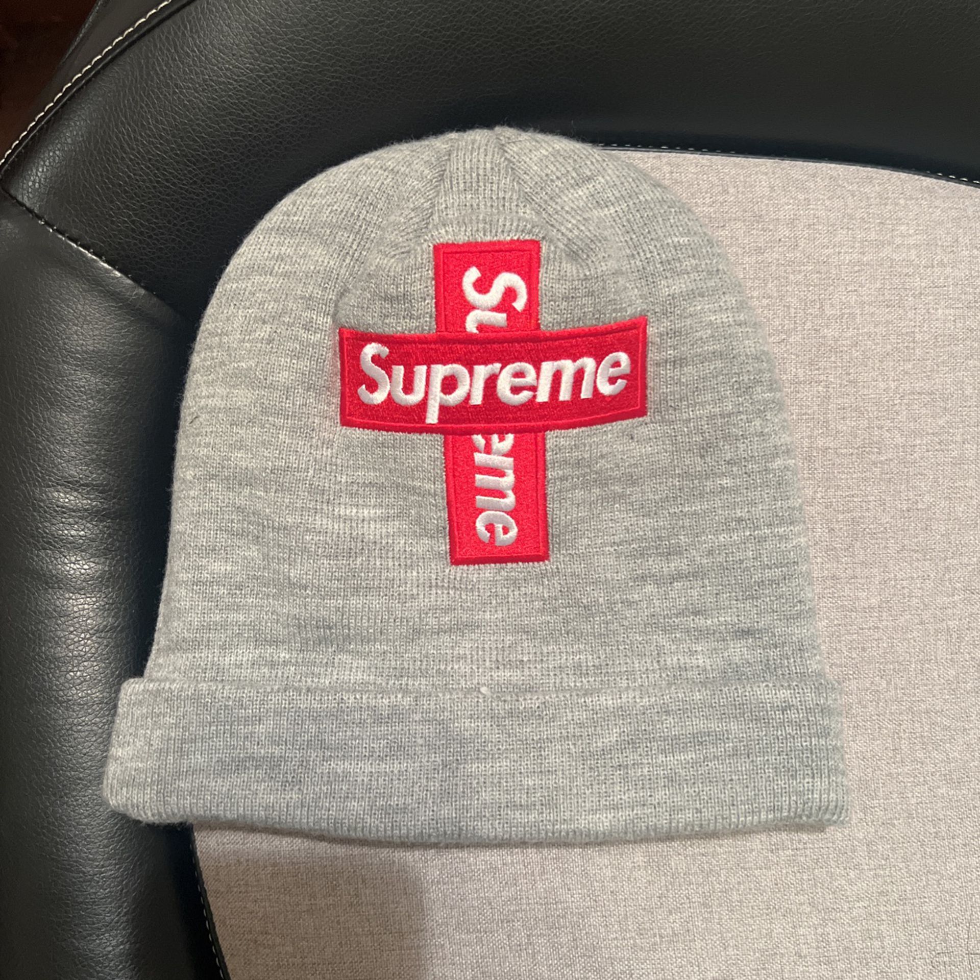 Supreme Louis vuitton beanie for Sale in East Los Angeles, CA
