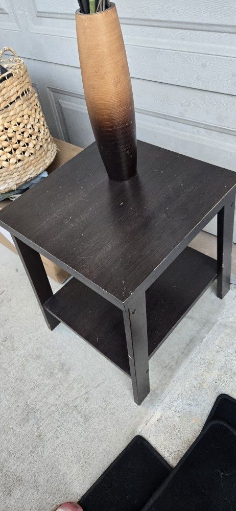 Free End Table And Decorative Plant