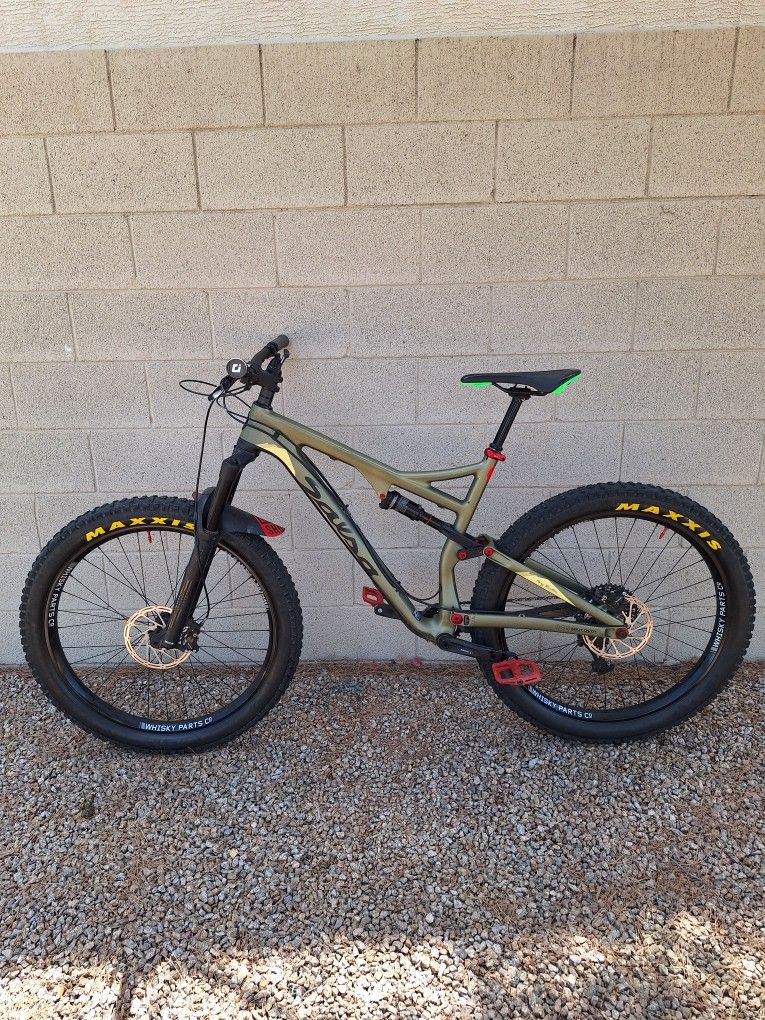 SALSA PONY RUSTLER 27.5 INCH CARBON SETUP TUBELESS FULL SUSPENSION ( CHECK MY OTHER BIKES)
