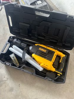 DeWalt pavement breaker