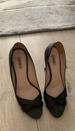 Miu Miu black classic open for pumps
