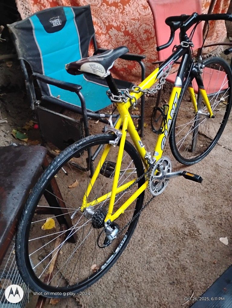 OCR THREE Aluxx 6061 GIANT