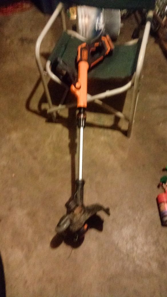 Electric powered weed wacker