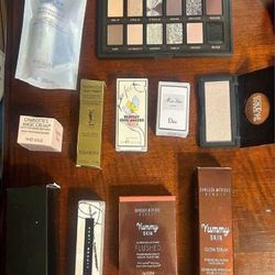 Unlock Your Art Skills with Professional Makeup Artist Set question us