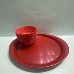 Plastic Plates & Bowls