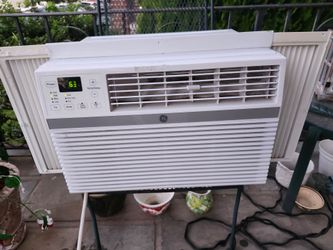 GE Air Conditioner 8000btu