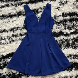Forever 21 Short Sleeve Royal Blue Dress Size M