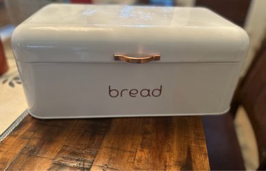 Huge bread box $15 93312