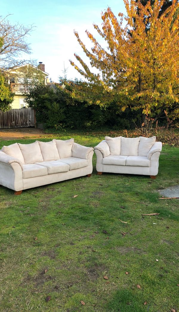 FREE Couches for Sale in Seattle, WA OfferUp