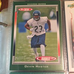 Devin Hester Rookie Card Lot