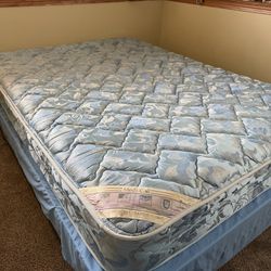 Full Size bed ( Mattress , Box Spring , Railing