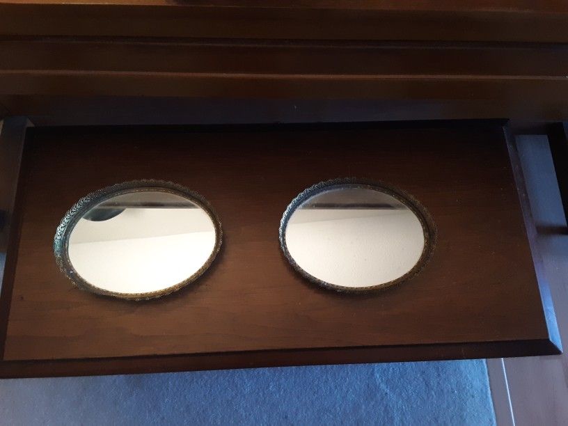 2 Oval Mirror Trays, With Laced Edges