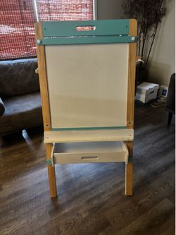 Children’s easel