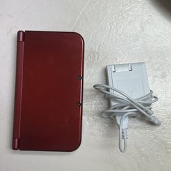 Nintendo 3DS + Adapter/charger 