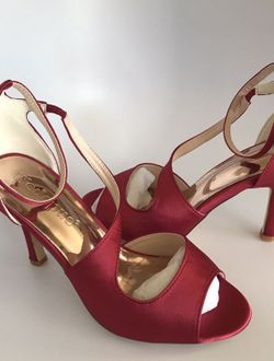 Wedopus MW7050 Women's Peep Toe High Heels Wedding Sandals Buckles Satin Evening Party Prom Sandals available only in (Burgundy size 7)