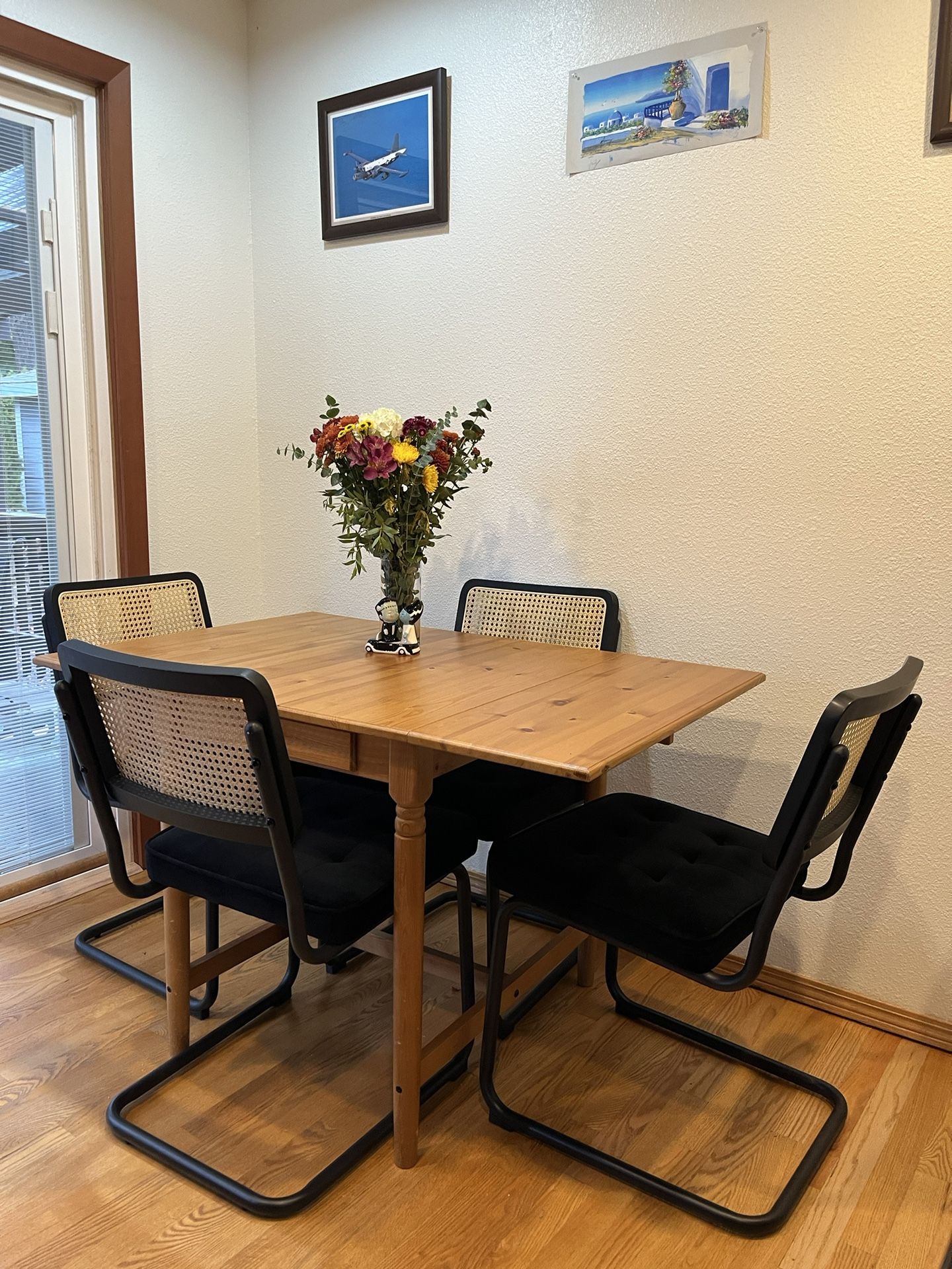 Dining Table And Chairs 