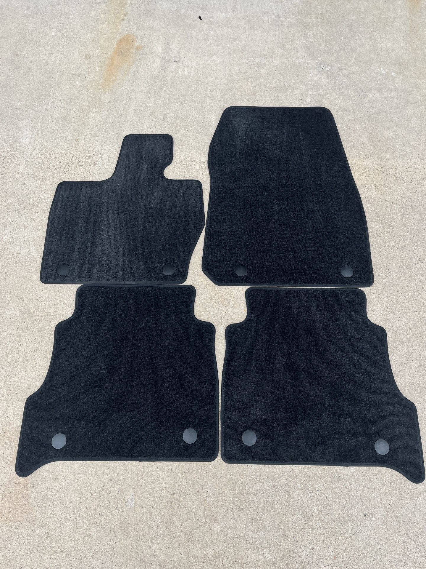 22-25 Range Rover Land Rover OEM Carpet Floor Mats