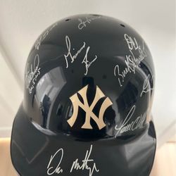 1995 YANKEES TEAM HELMET SIGNED WITH PSA CERTIFICATION 