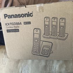 New Never Opened Box Of Cordless Landline Phones 