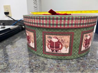 Large Christmas Santa Hat Box / Holiday Gift Storage Box with Lid