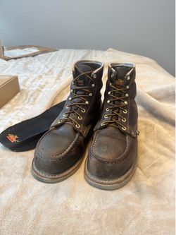 Thorogood Boots size 8 Steel toe