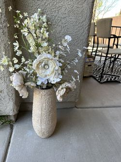 Beautiful Sandy Beige Glass Ceramic Vase