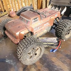 Arrma Outcast 4s 4x4
