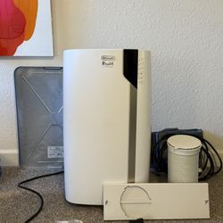 De’Longhi 3-in-1 Pinguino UV-Carelight Portable Air Conditioner