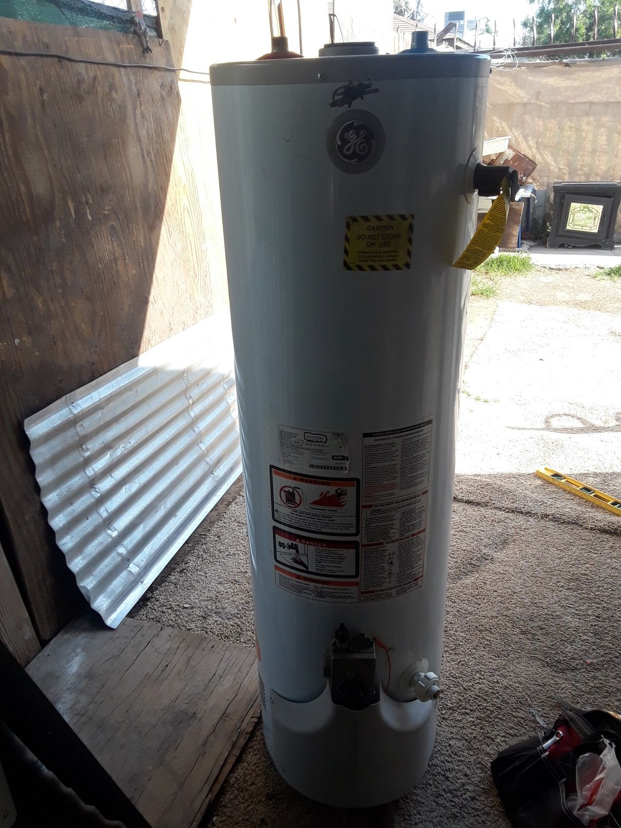 Water heater de gas natural en buenas condiciones