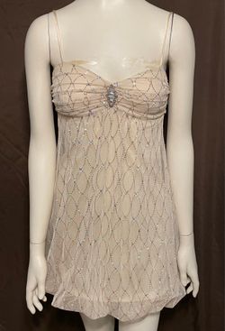 B. Darlin beige dress juniors size 1/2