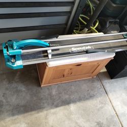 Tile Cutters 