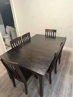 Dining room table/Poker Table