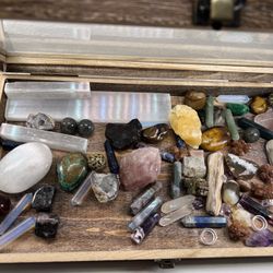 Assorted Crystals and Stones With Display Box
