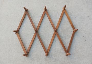 Vintage Wooden Accordion Style Hat Rack