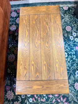 Coffee table w/end tables