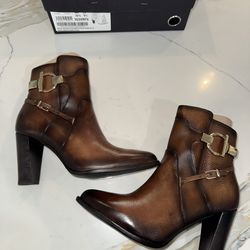 Cuadra women’s brand boots size 9.5