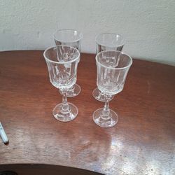 Vintage Brighton Toscany Wine Goblets.