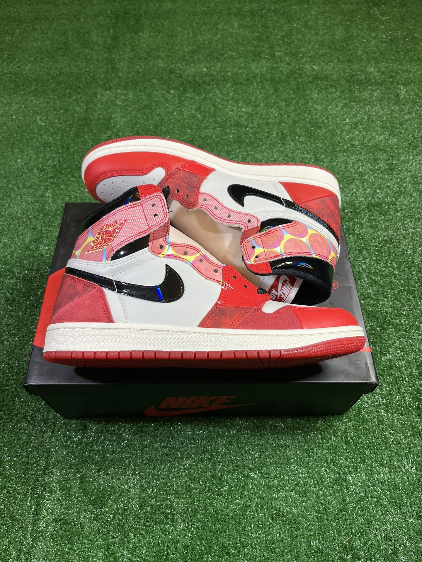 Jordan 1 Spider Verse