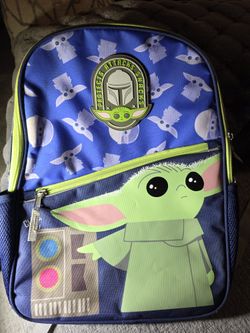 Star Wars: The Mandalorian "The Child" (Grogu/Baby Yoda) Light-Up backpack