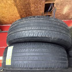 225/65/17 Two Tires 🛞 🦈🇵🇷🇻🇪