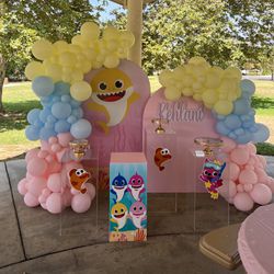 Baby Shark Party for Sale in Los Angeles, CA - OfferUp