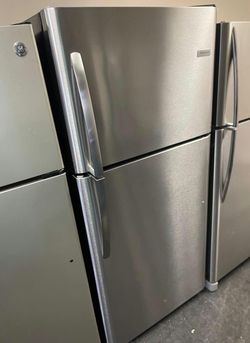 Deal: Frigidaire Stainless Top Mount Refrigerator – delivery available