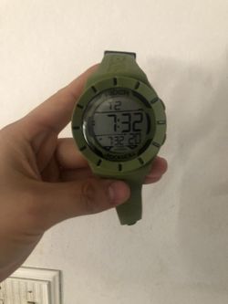 Menโs watch