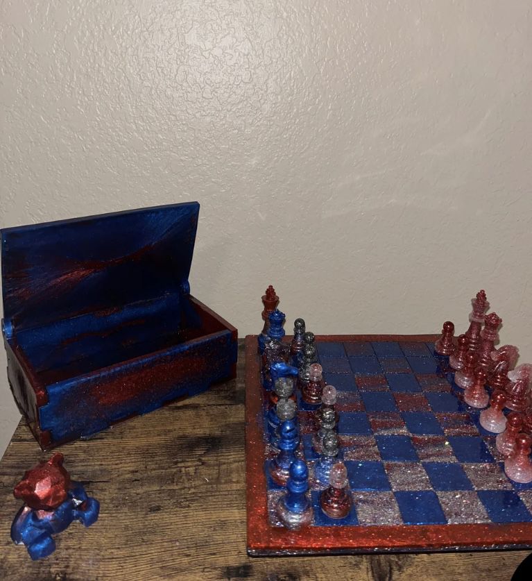 Patriots Chess set