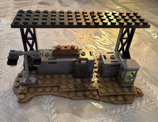 Mega Bloks Halo CNH00 Smuggler Intercept Depot Build Only