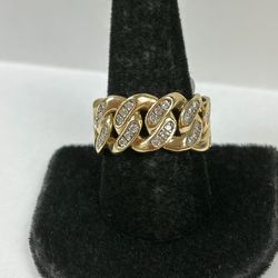 10K YELLOW GOLD CUBAN LINK RING WITH DIAMONDS