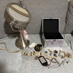 Large mirror and accessories