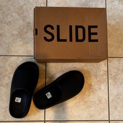 Yeezy Slide Black Onyx