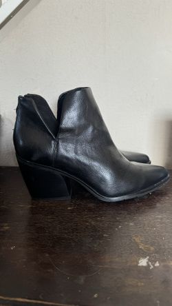 Michael By Michael Shannon Aubrey Heel Pointed Toe Boot Black Shoe Size 10
